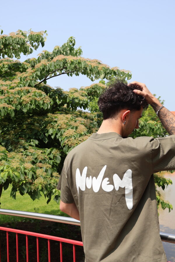 T SHIRT NUVEM <br /> KAKI – Image 2
