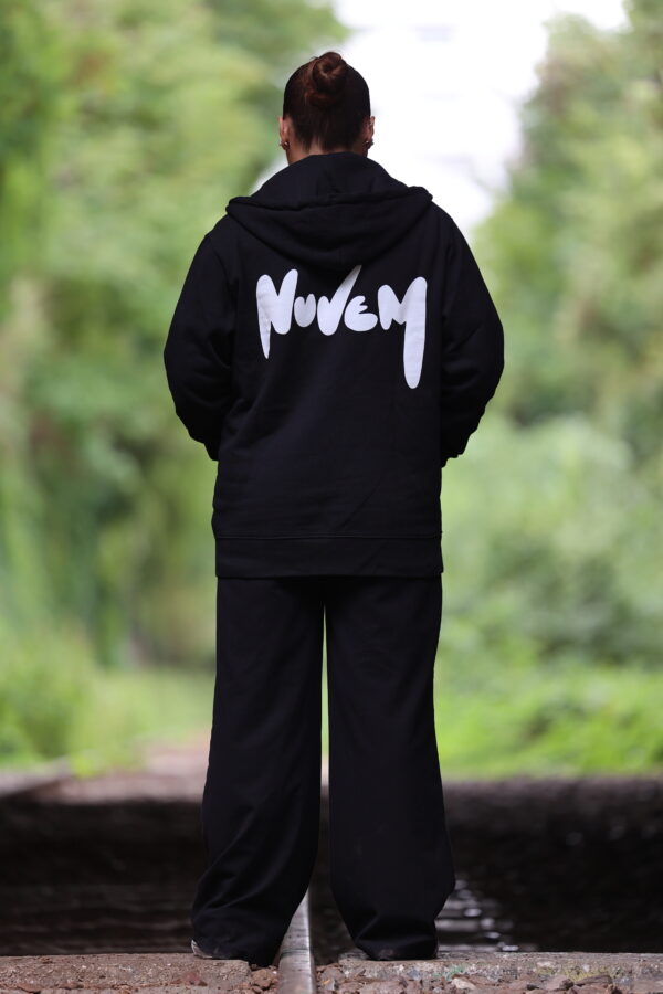 GILET NOIR <br /> NUVEM – Image 4